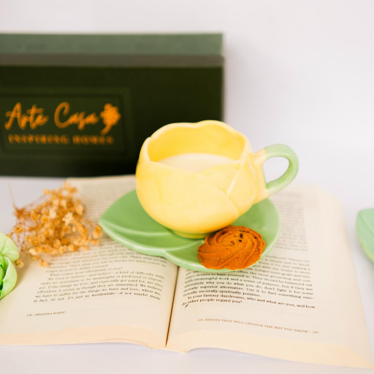 Tulip charm cup saucer-Yellow