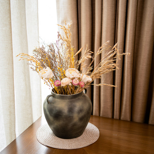 Antique Grace Vase with bunch