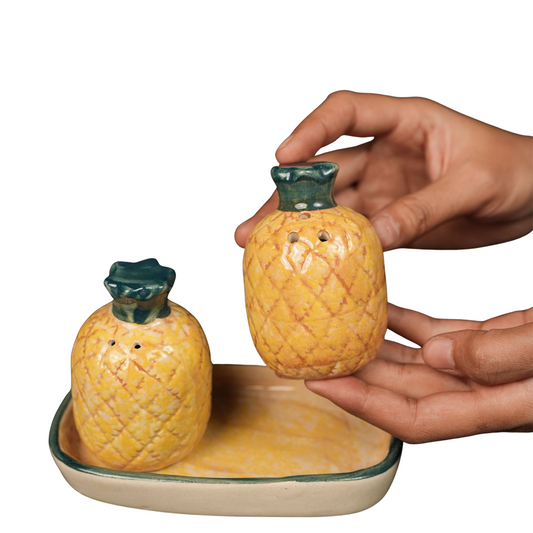 Pomegranate Delight Shaker Set