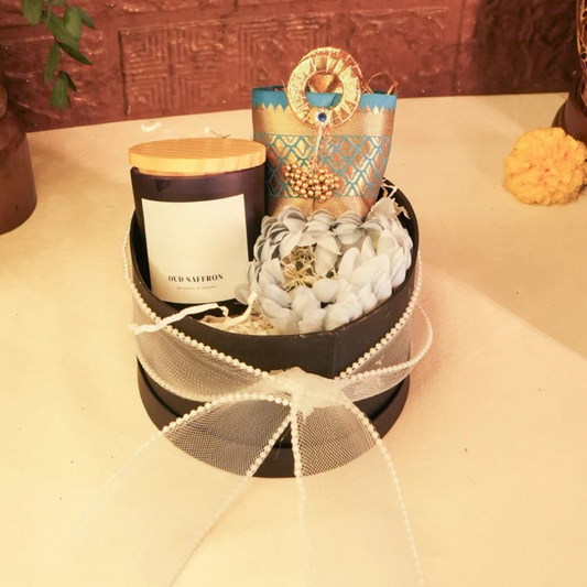 Sneh Chakra Hamper