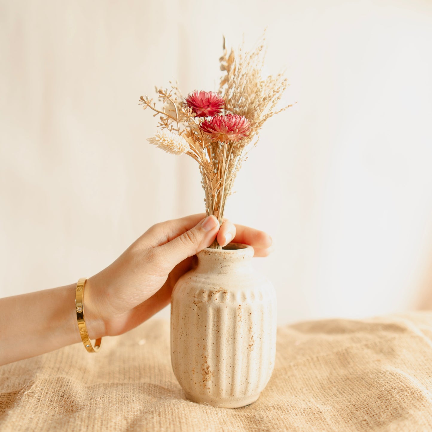 Retro vase with bunch-Medium