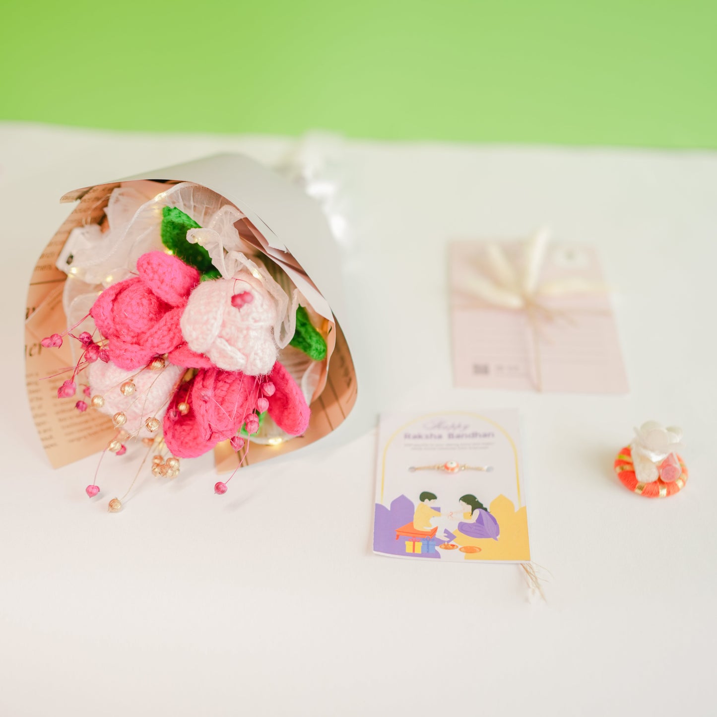Pretty Pansy Bouquet Rakhi hamper
