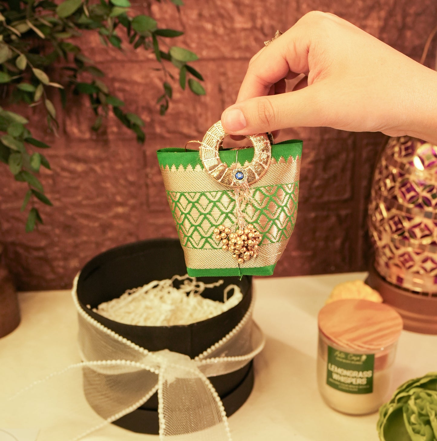 Aura Round Diwali Box